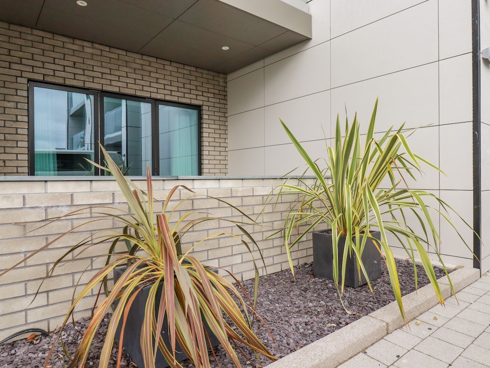 13 Cliff Edge in Newquay, United Kingdom