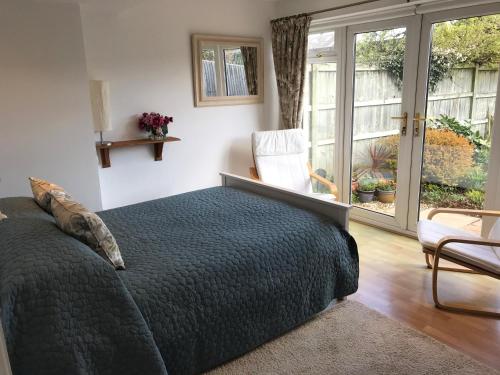 Garden Studio 6777108 — Marlow