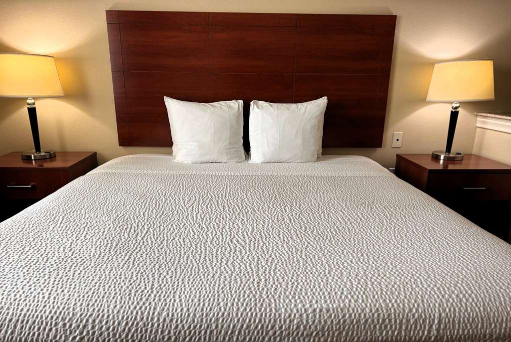 Ramada by Wyndham College Station - photo 37