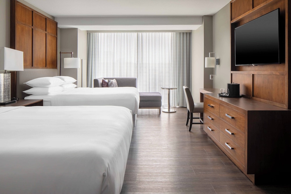Omaha Marriott Downtown at the Capitol District - photo 7