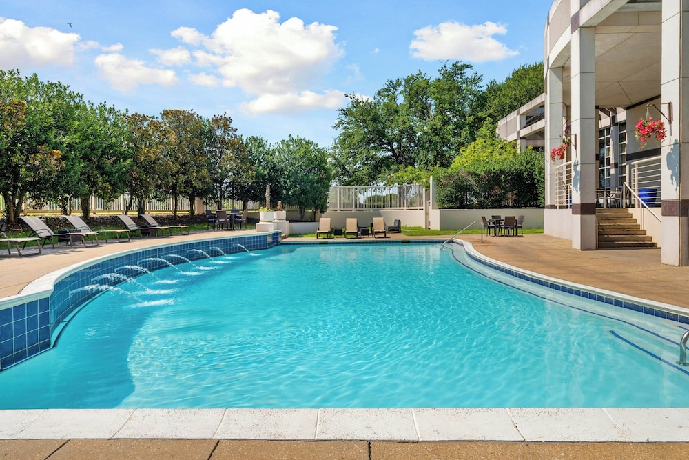 Renaissance Dallas North Hotel - photo 34