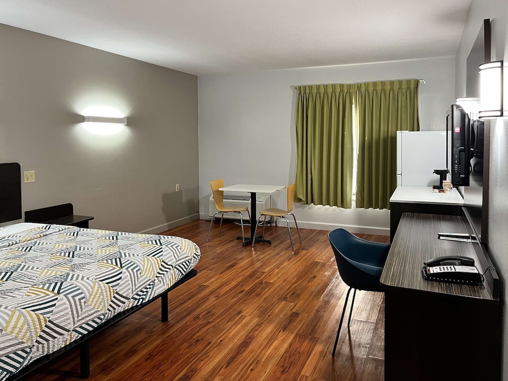 Studio 6 Suites Springfield OH - photo 7