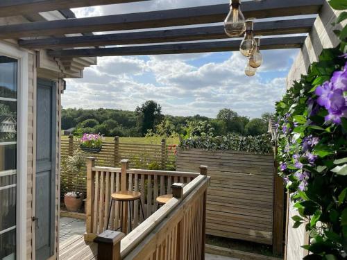 SunsetView - carbon neutral hotel in Gillingham
