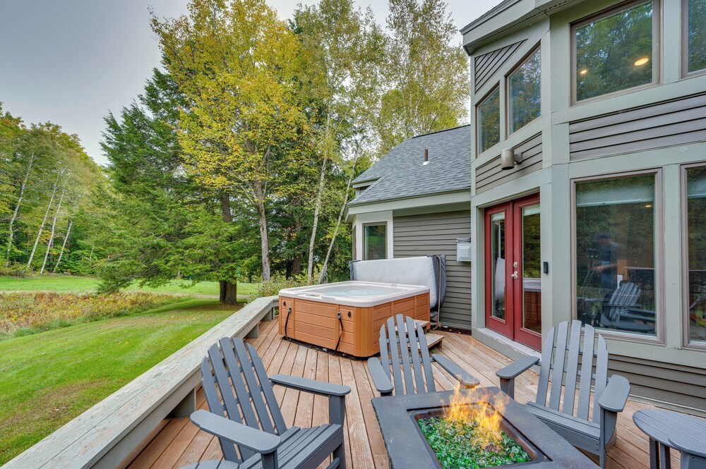 Ski in Condo with Hot Tub on Burke Mtn Slopes