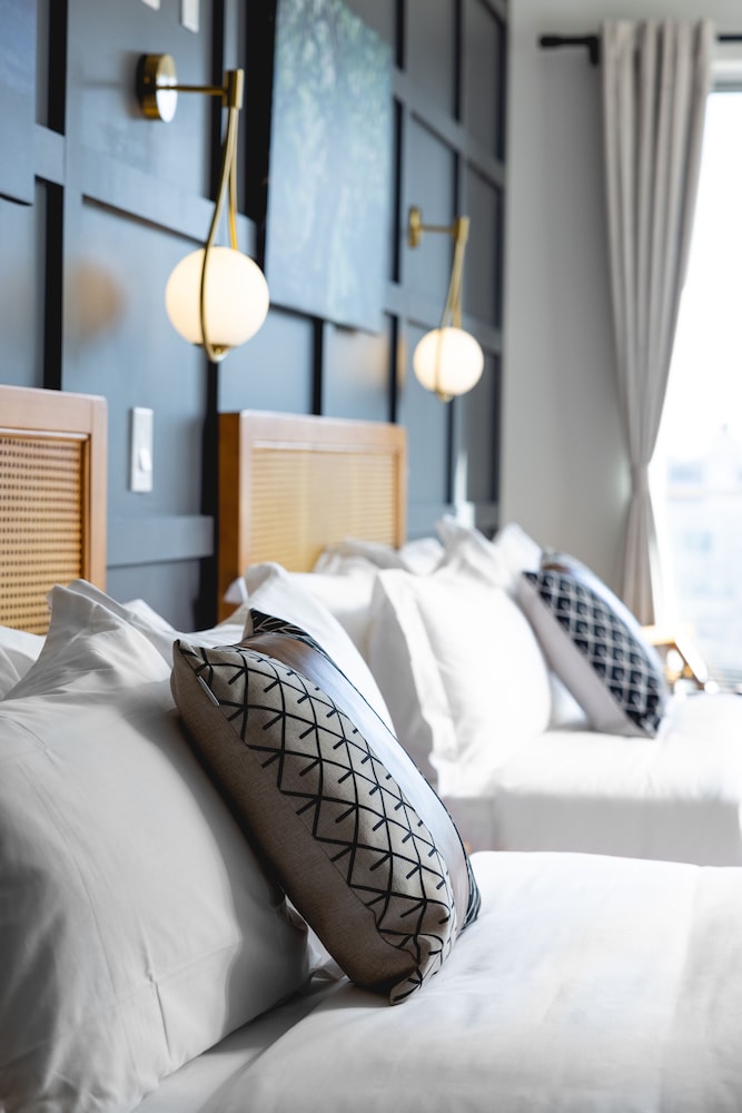 The Modernist Hotel - photo 14