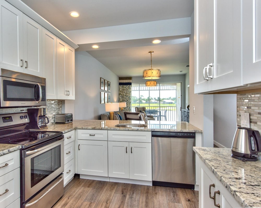 Solterra Vacation Rental Lely Resort Naples - photo 7