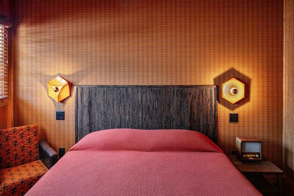 The Dive Motel & Swim Club - photo 6