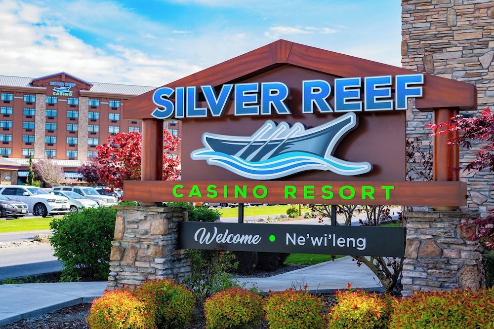 Silver Reef Casino Resort — hotel in Ferndale