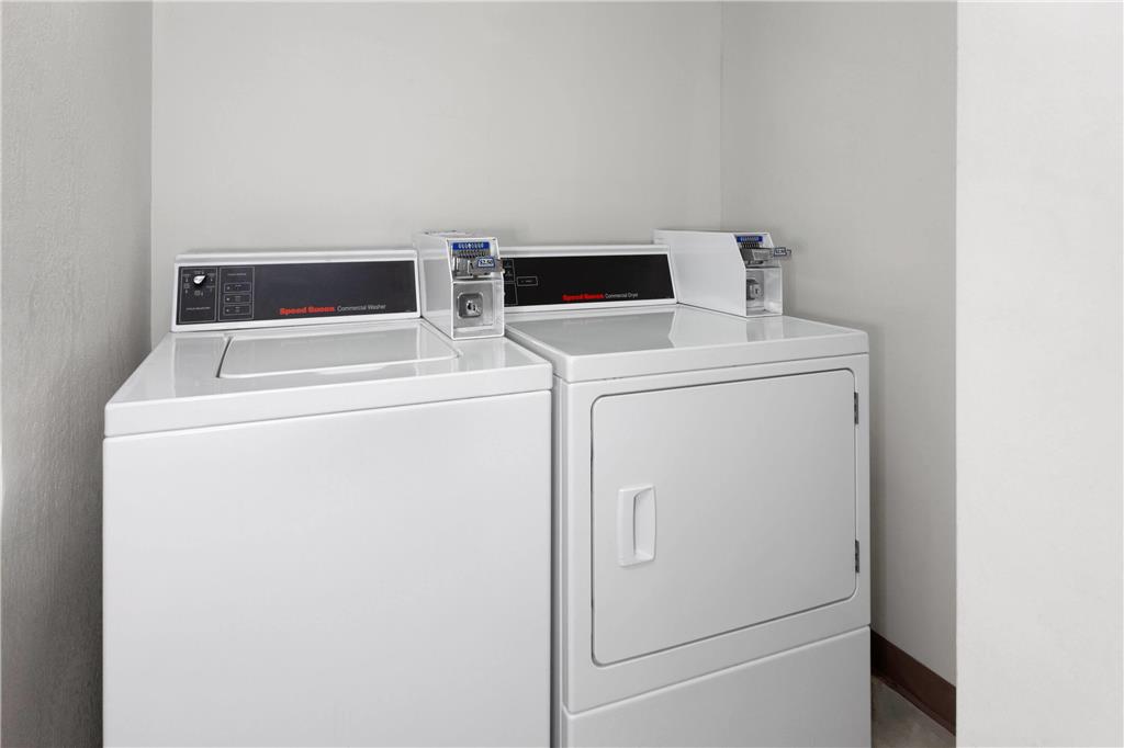 Baymont by Wyndham Green Bay - photo 30