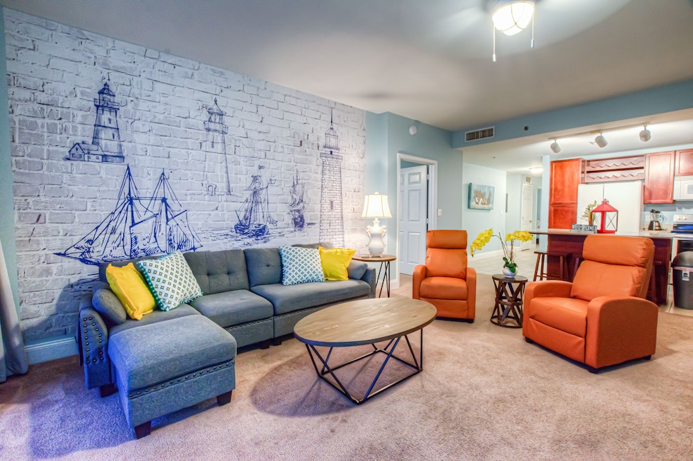 Laketown Wharf Resort by Aneliya's Rentals - photo 428