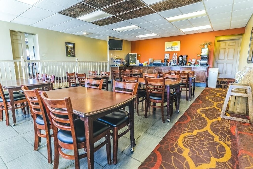 Days Inn by Wyndham Montrose - photo 37