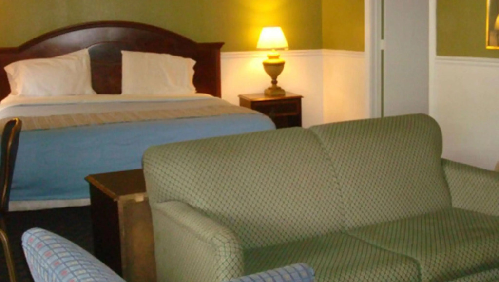 New Haven Inn - photo 15