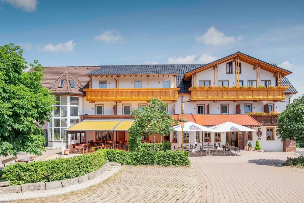 Gasthof zur Burg — hotel in Bonndorf