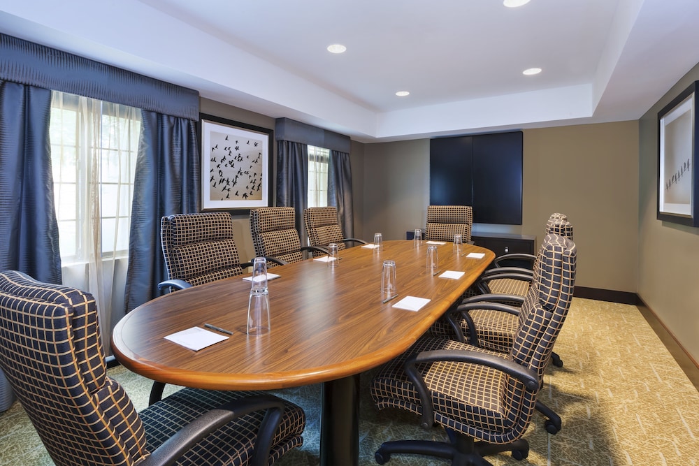 Staybridge Suites Detroit Utica by IHG - photo 45