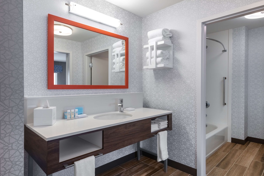 Hampton Inn & Suites Cody - photo 37