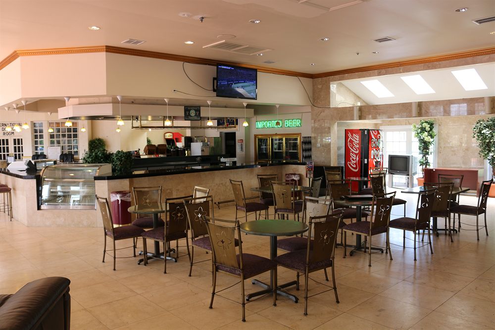 I Drive Grand Resort & Suites - photo 16