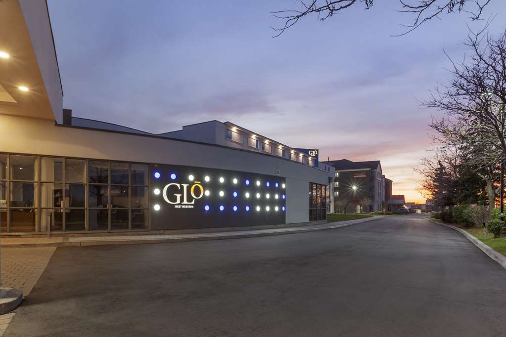 Hotel image of GLō Best Western Mississauga Corporate Centre