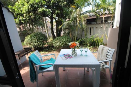 Summer Lodge Villa 4 — 4-Star Luxury Hotel in Margate, South Africa