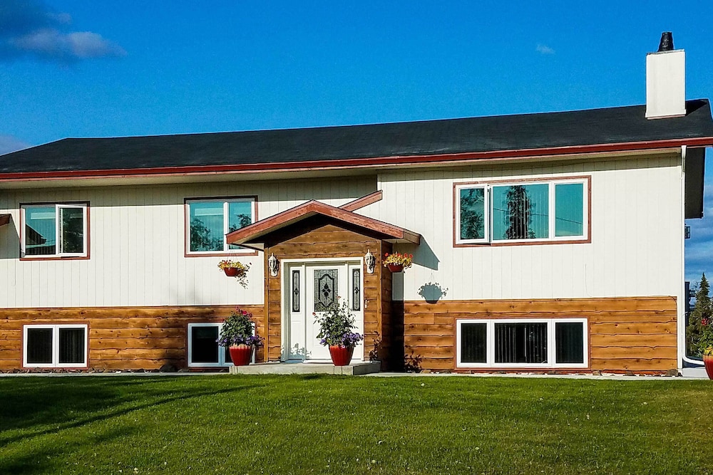Fairbanks Alaskan Abode About 1 Mile To Pioneer Park — hotel in Fairbanks