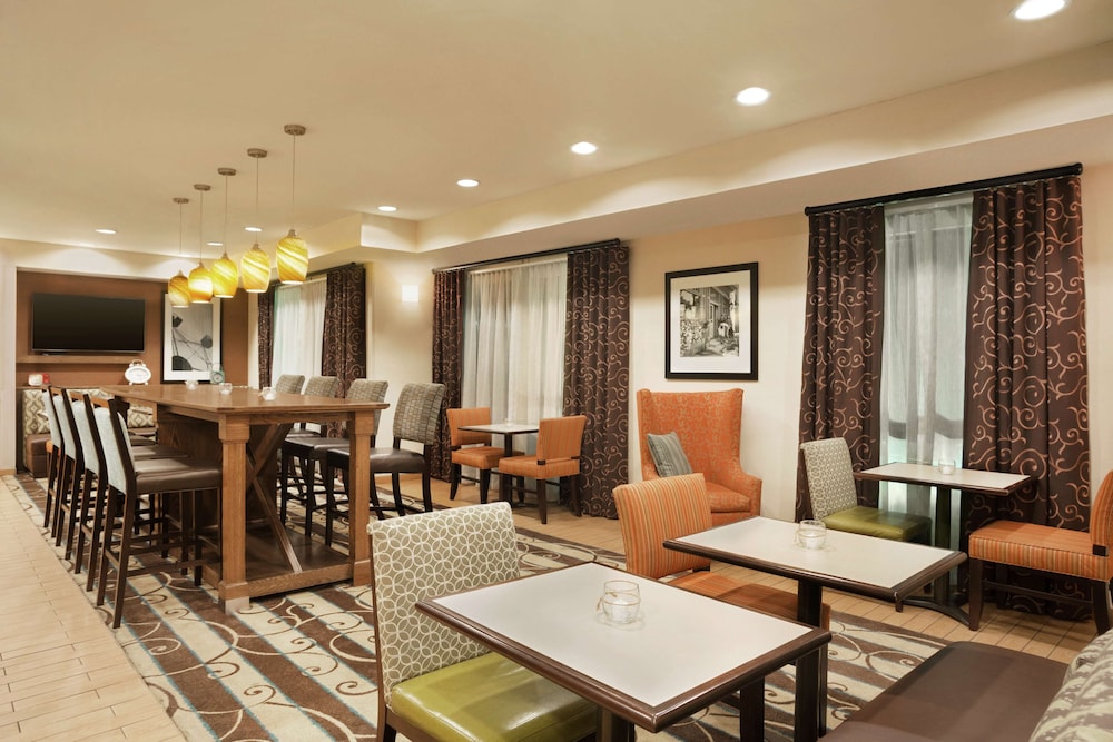 Hampton Inn Shawnee - photo 25