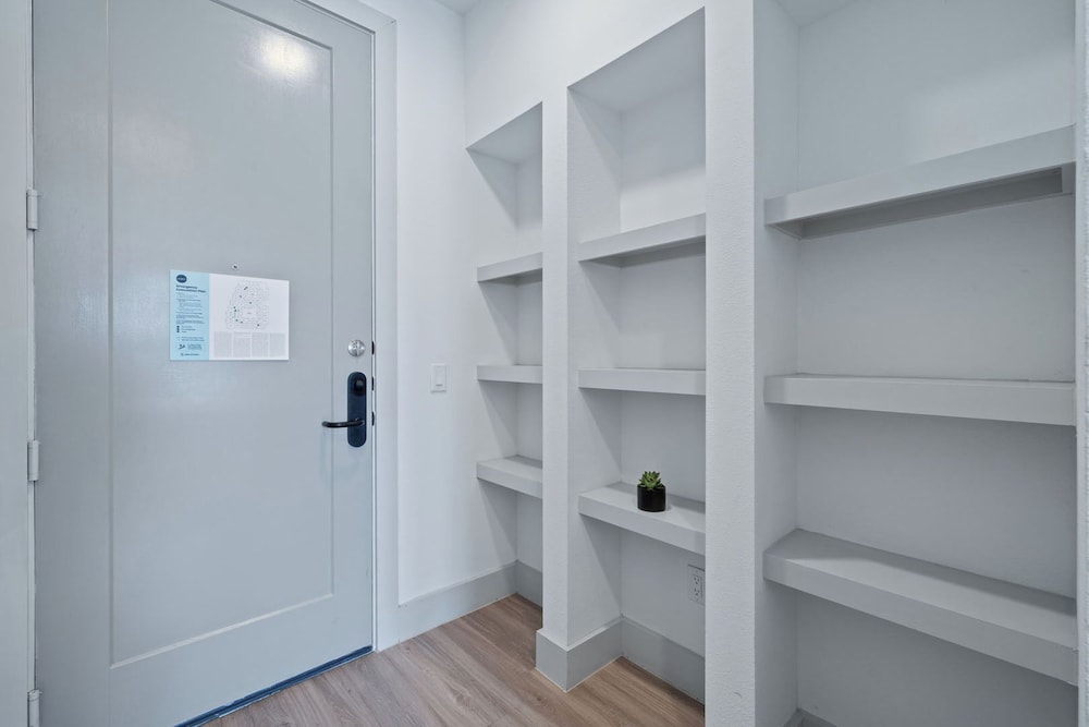 Placemakr Downtown Austin - photo 162