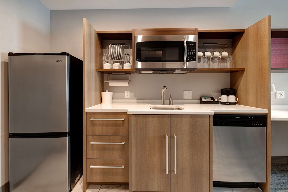 Home2 Suites Downtown Nashville Metrocenter - photo 24
