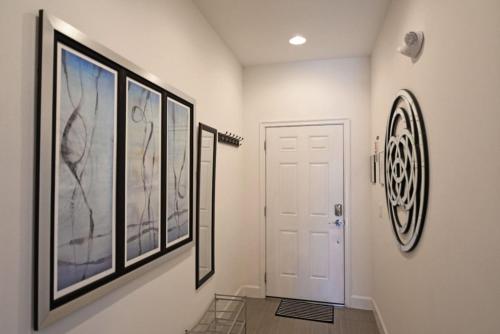 Beautiful 3 Bed Villa 10 Minutes From Disney 17440 Serenity Resort townhouse - photo 3