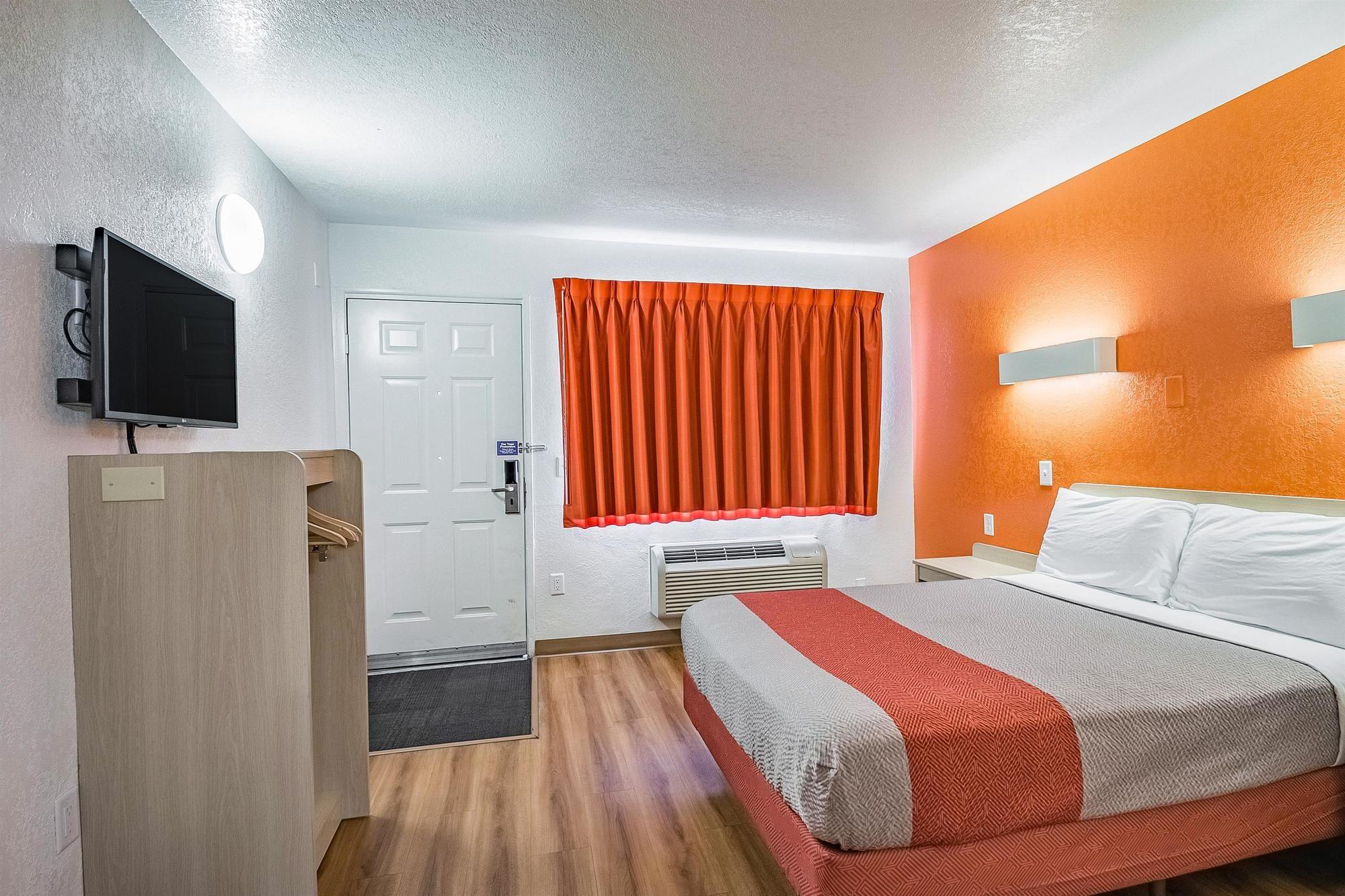 Park Inn by Radisson Salt Lake City Airport - photo 19