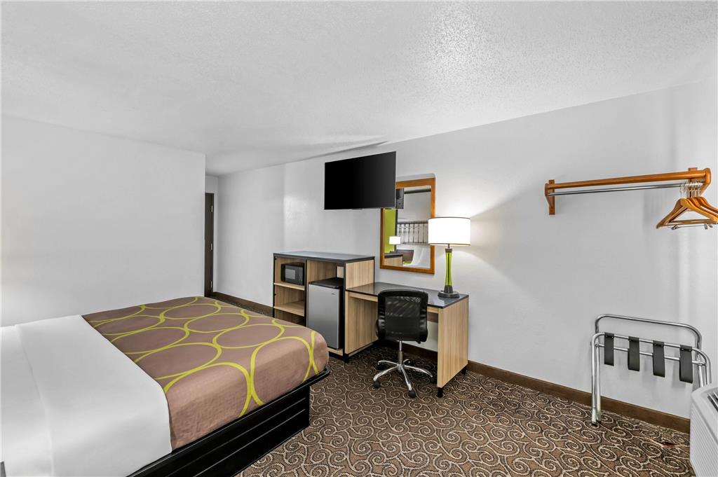 Super 8 by Wyndham Franklin - photo 19