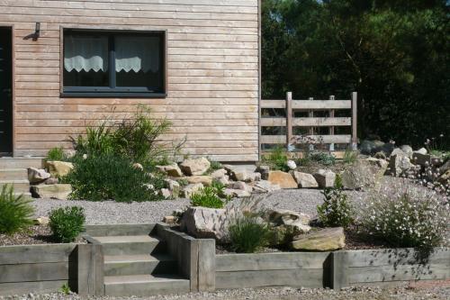 Au Pied Des Rochers in Erquy, France
