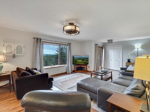 Harbor View Getaway - photo 16