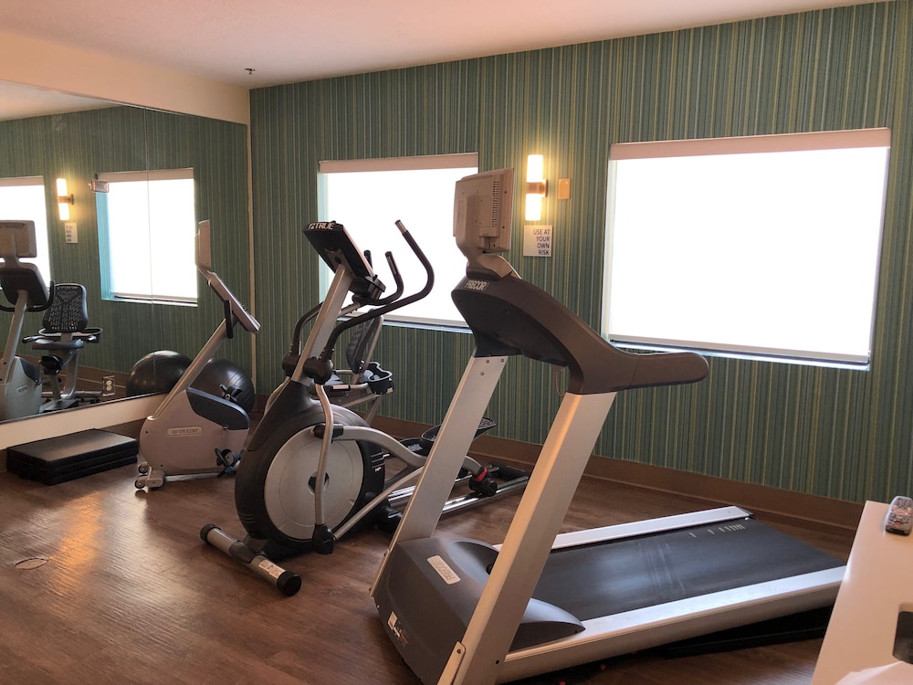 Holiday Inn Express & Suites Franklin KY by IHG - photo 47