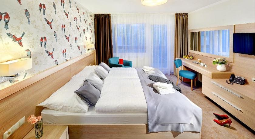 Park Hotel - carbon neutral hotel in Dolny Kubin