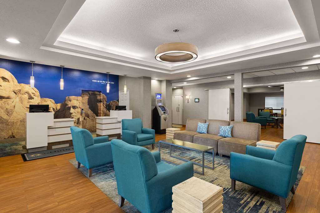 La Quinta Inn and Suites by Wyndham at WaTiki Waterpark - photo 22