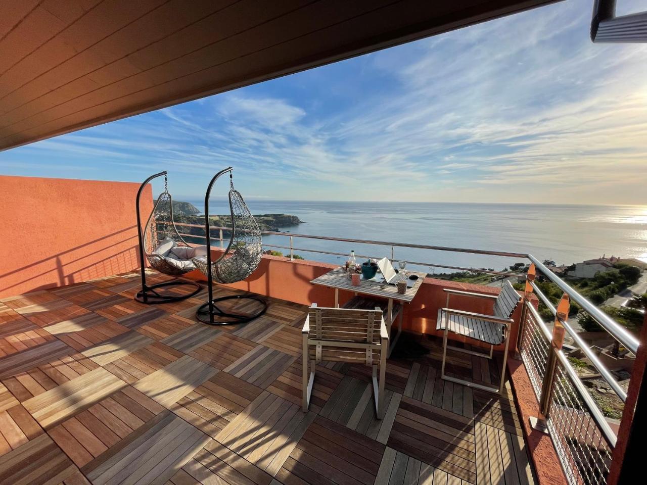 Appartement Avec Vue Exceptionnelle Sur Mer — 4-Star Luxury Hotel in Cervera De La Marenda, France