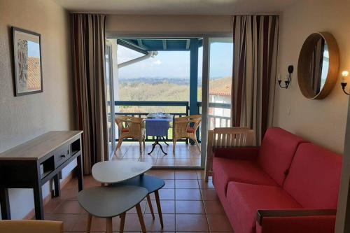 T1 Bis Avec Piscine Vue Golf Et Montagnes