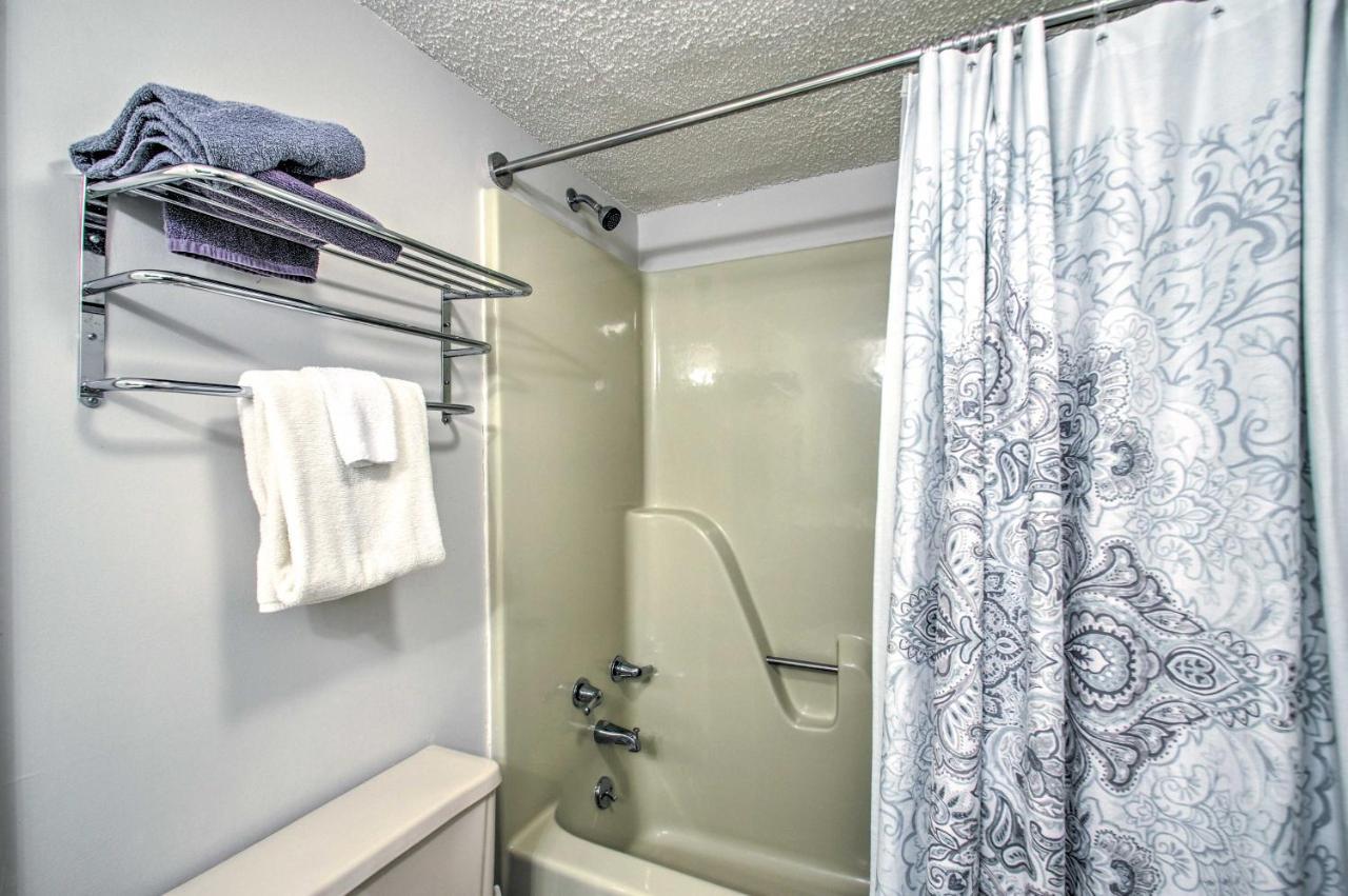 Idyllic Wintergreen Condo with Resort Amenities - photo 13