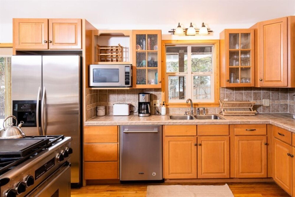 The Smitty Place by Casago McCall Donerightmanagement - photo 11