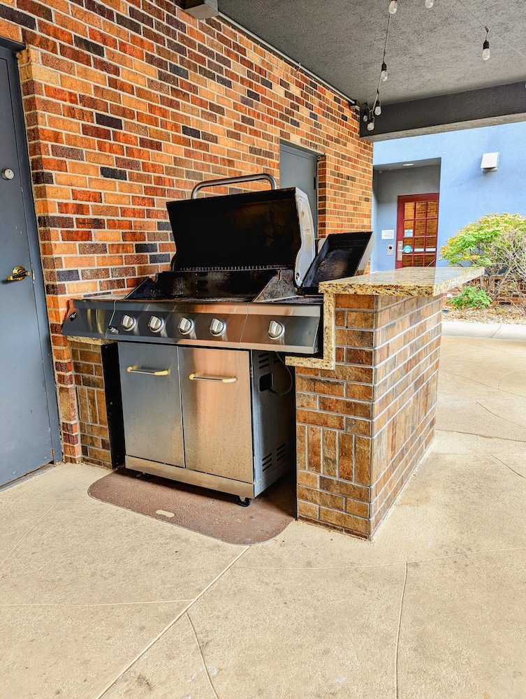 Homewood Suites Kansas City Overland Park - photo 43