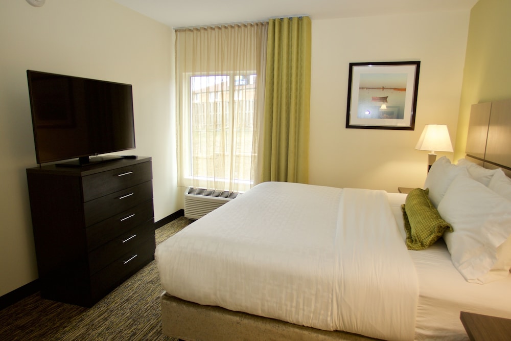 Candlewood Suites Dumfries Quantico an IHG Hotel - photo 3