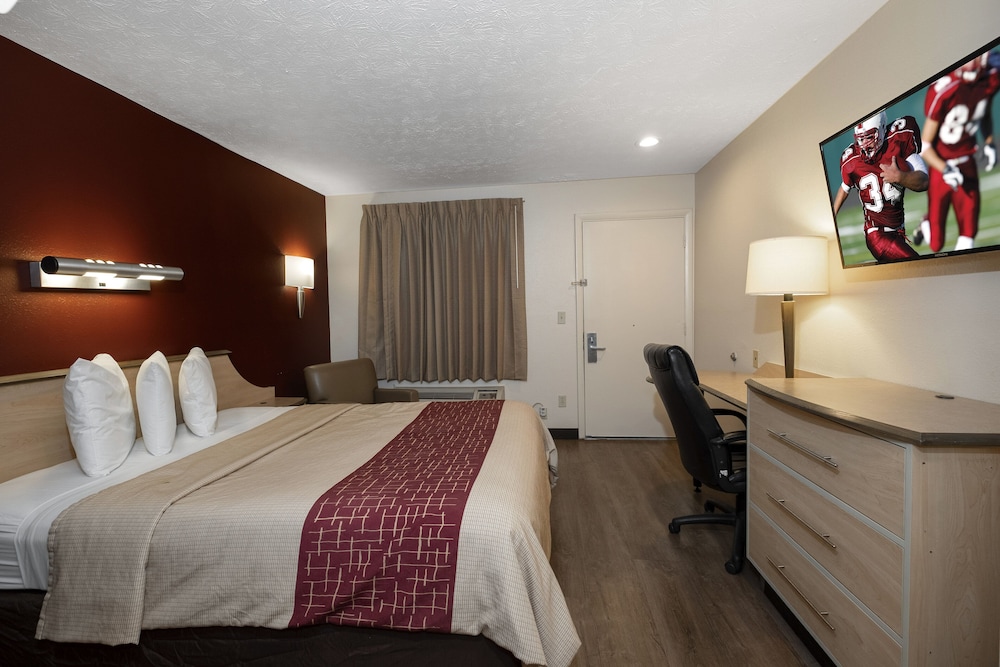 Red Roof Inn Indianapolis Greenwood - photo 15