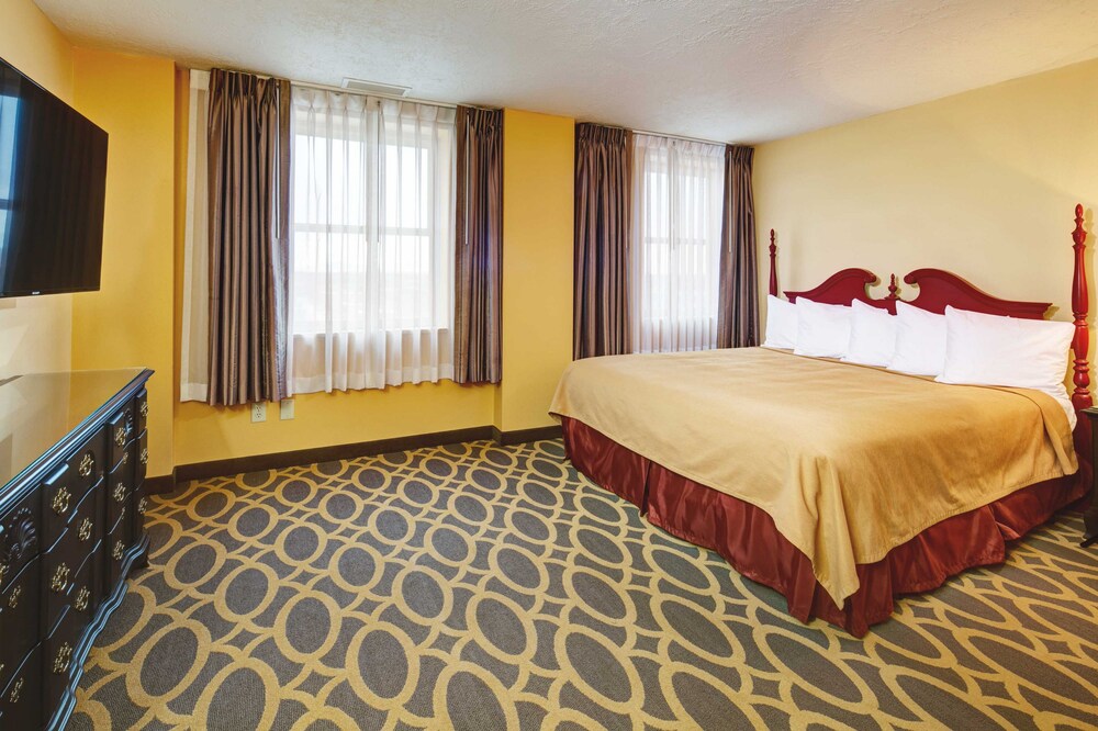 Bigelow Hotel and Residences Ascend Hotel Collection - photo 8