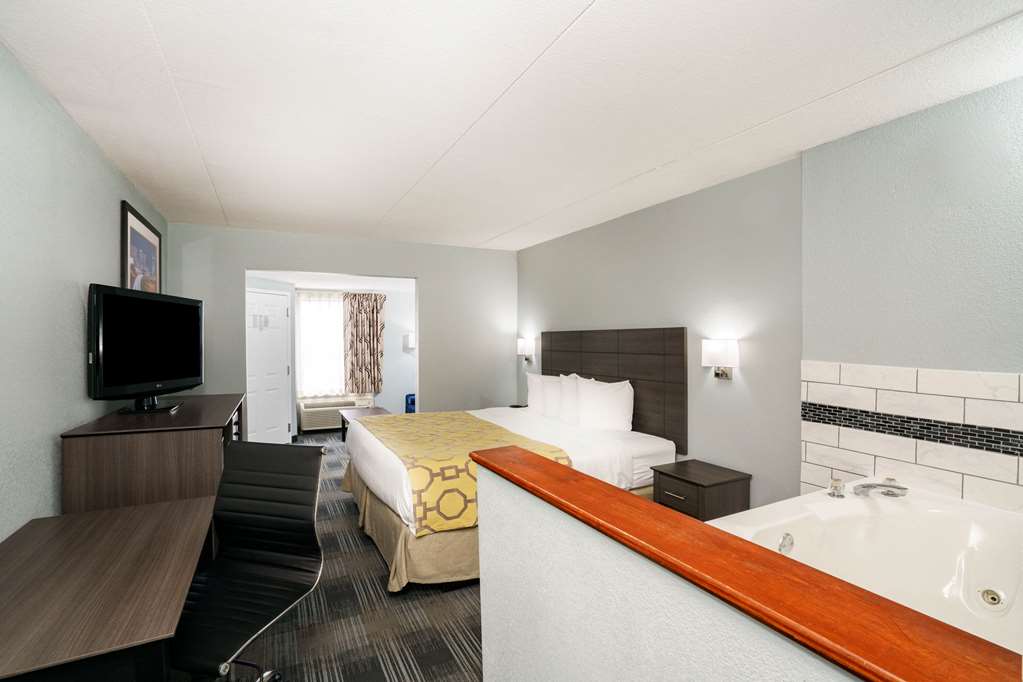 Baymont by Wyndham Gallatin - photo 9