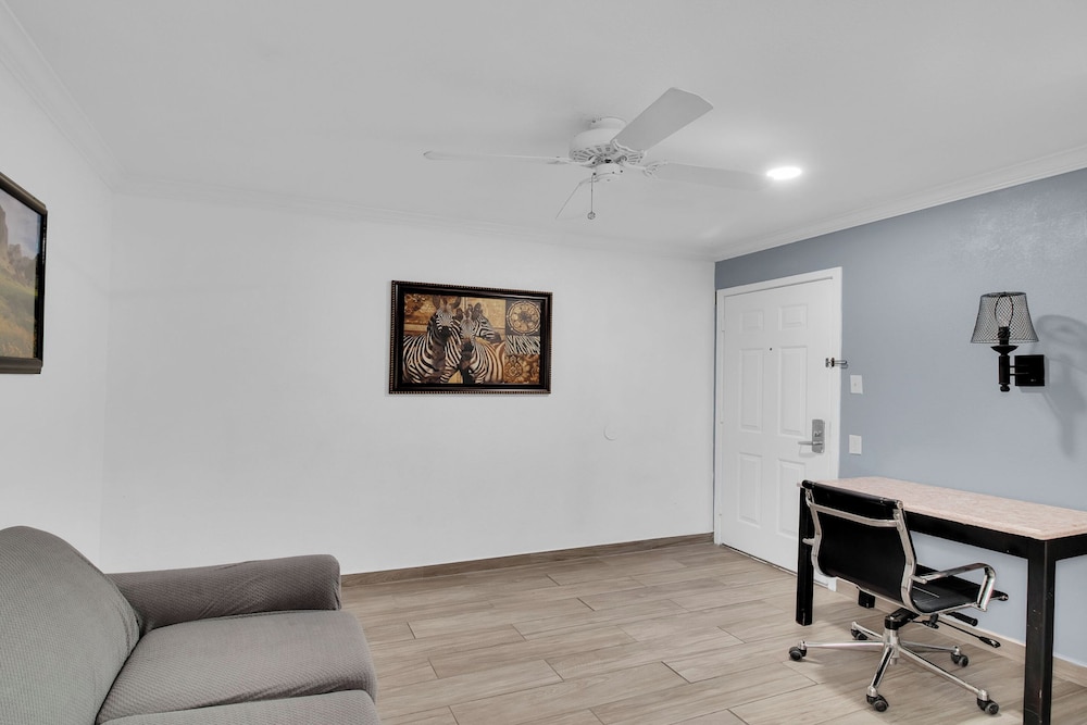 Three Rivers Executive Inn & Suites By OYO - photo 20