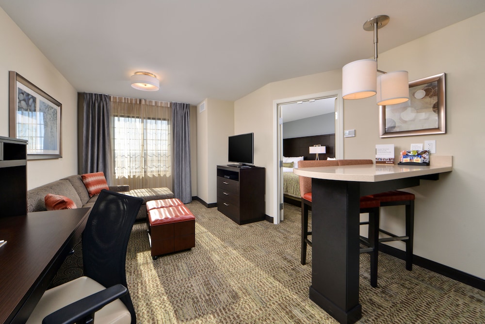 Staybridge Suites Rochester Commerce Dr NW by IHG - photo 6