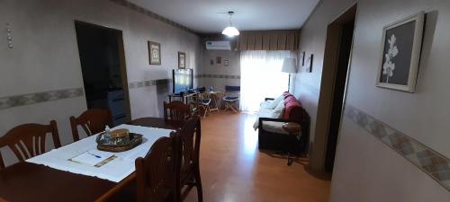 Dpto.Amplio 2 Dorm.P 6 Pers.Super Centrico. — 4-Star Luxury Hotel in Concordia, Argentina