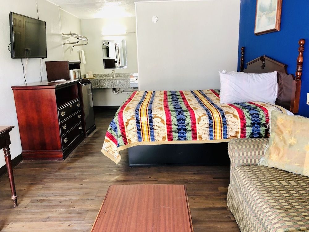 Linwood Motel - photo 3