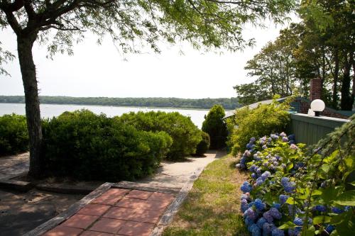 The Cove Motel - photo 16