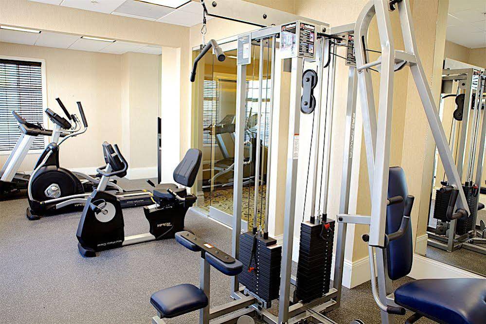 Best Western Plus San Pedro Hotel & Suites - photo 13