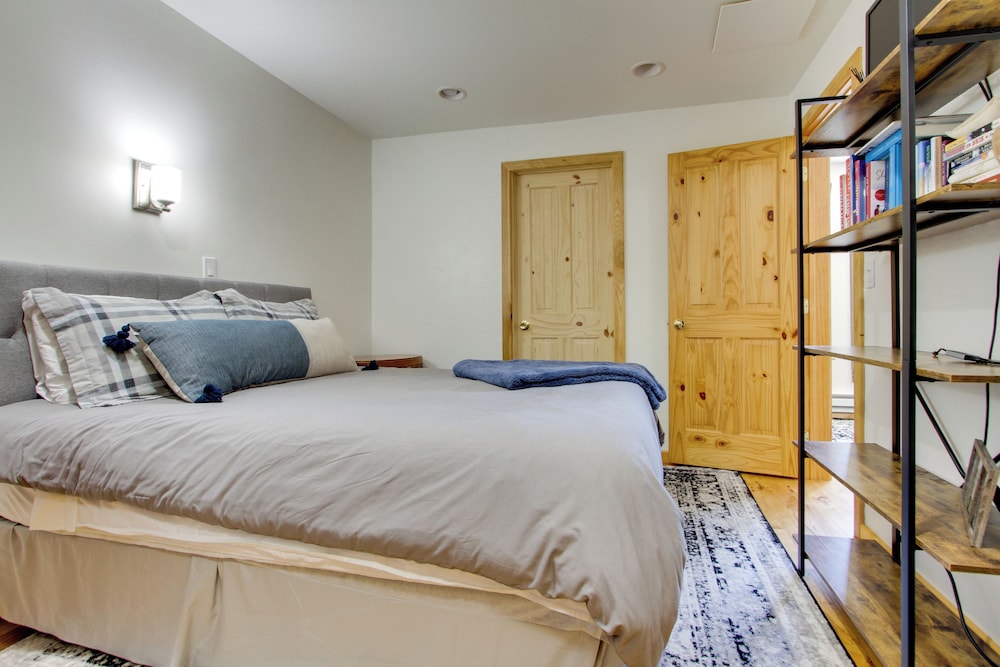 Modern Mountain View Condo at Big Sky Resort - photo 19